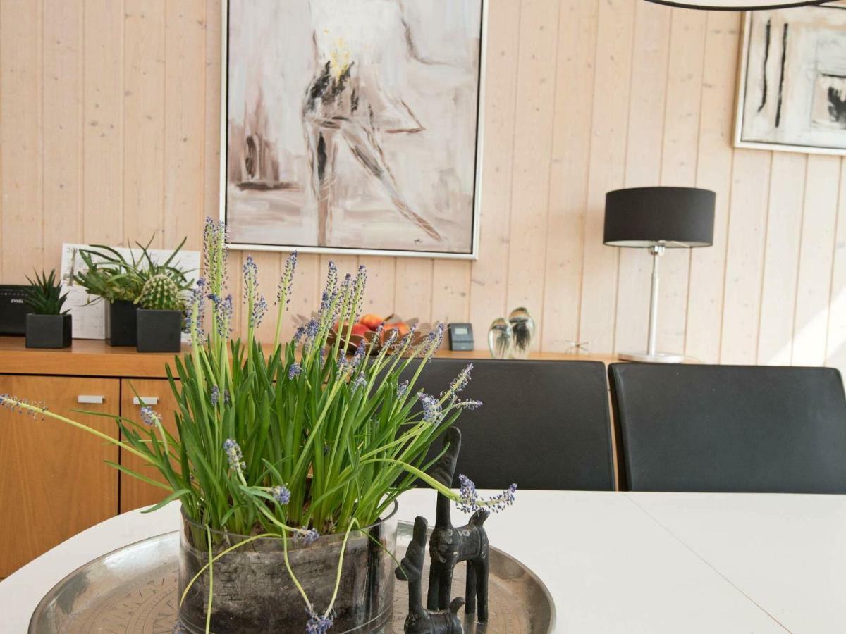 6 Person Holiday Home In 에벨토프트 외부 사진