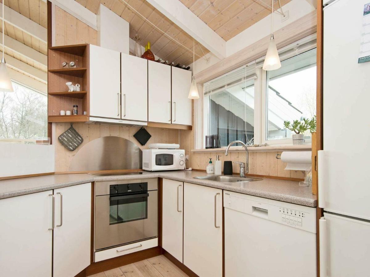 6 Person Holiday Home In 에벨토프트 외부 사진